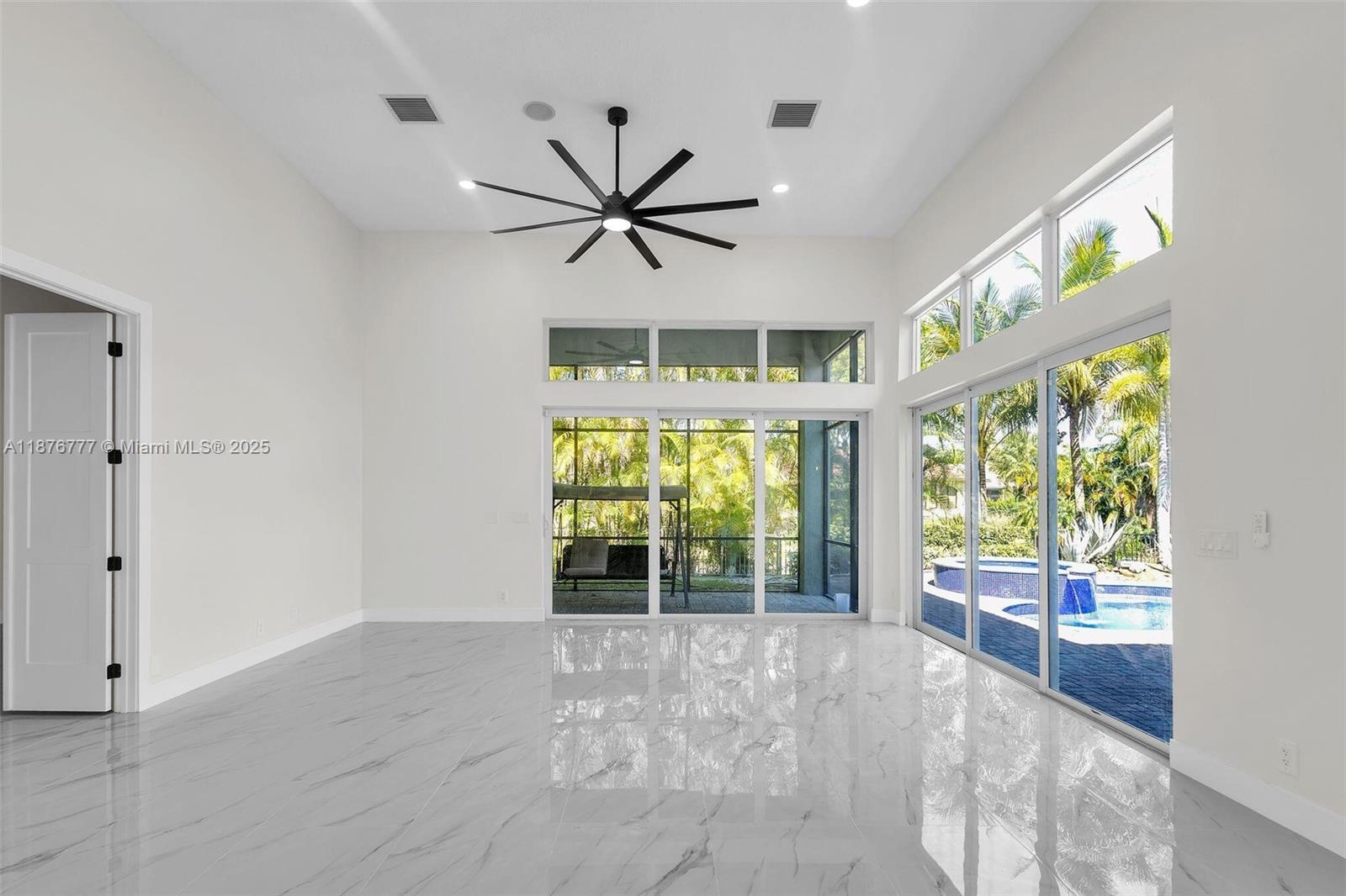 HERON BAY TWO - Residential