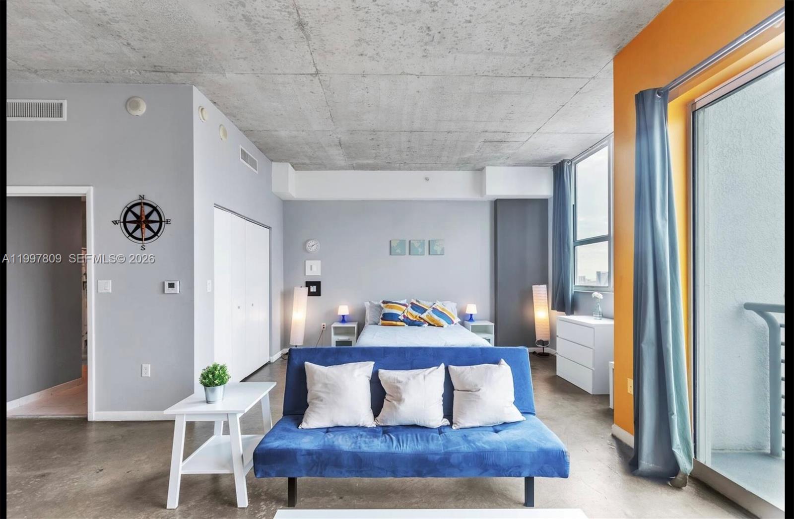 THE LOFT DOWNTOWN II COND - Residential