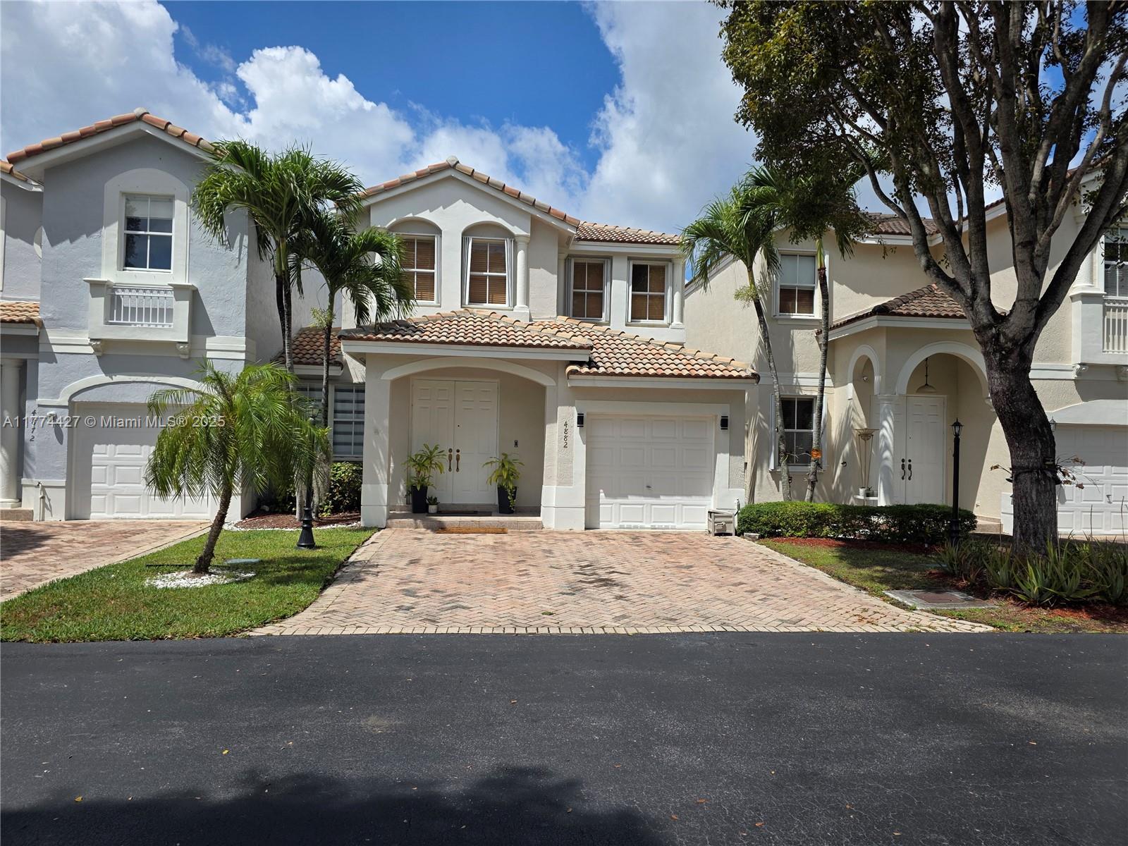 Rental Property at 4882 Nw 107th Pl, Doral, Miami-Dade County, Florida - Bedrooms: 3 
Bathrooms: 3  - $3,800 MO.