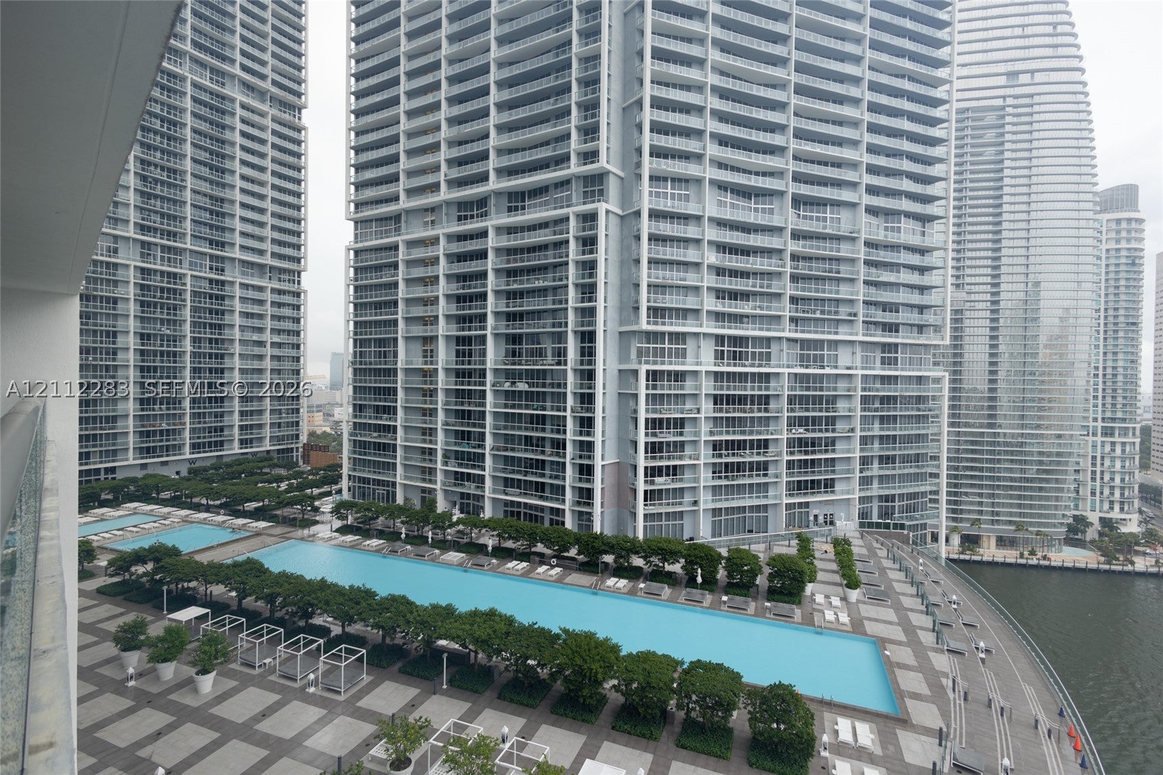 495 Brickell Ave 2102