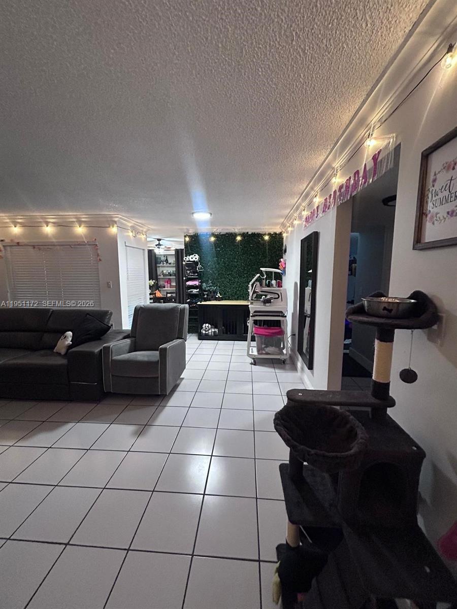 KENLAND BEND NORTH CONDO - Residential