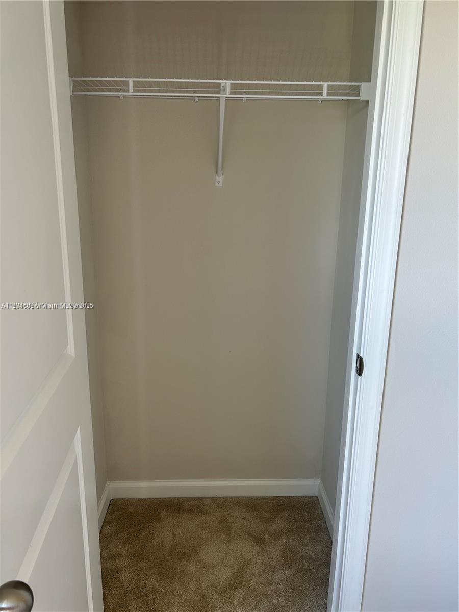 AVALON CROSSING - Residential Lease