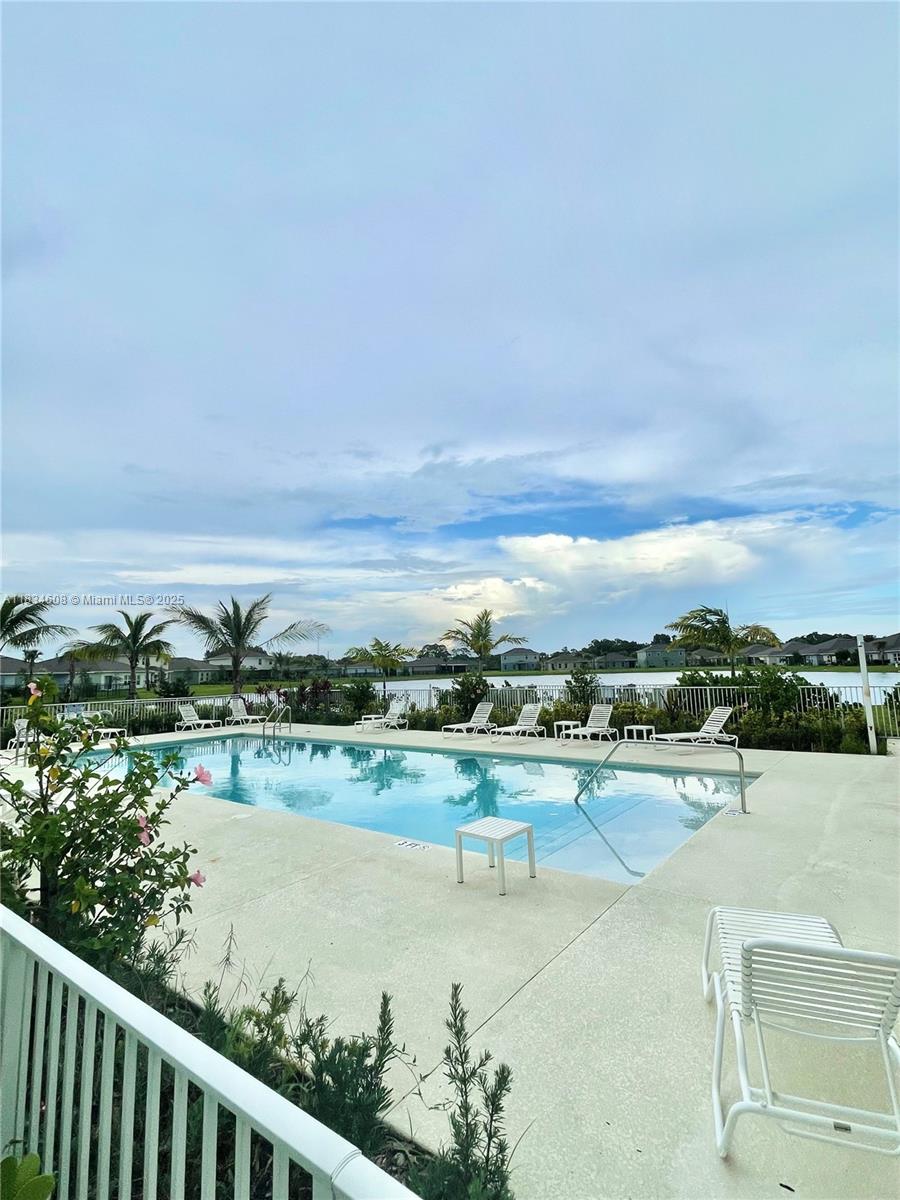 AVALON CROSSING - Residential Lease