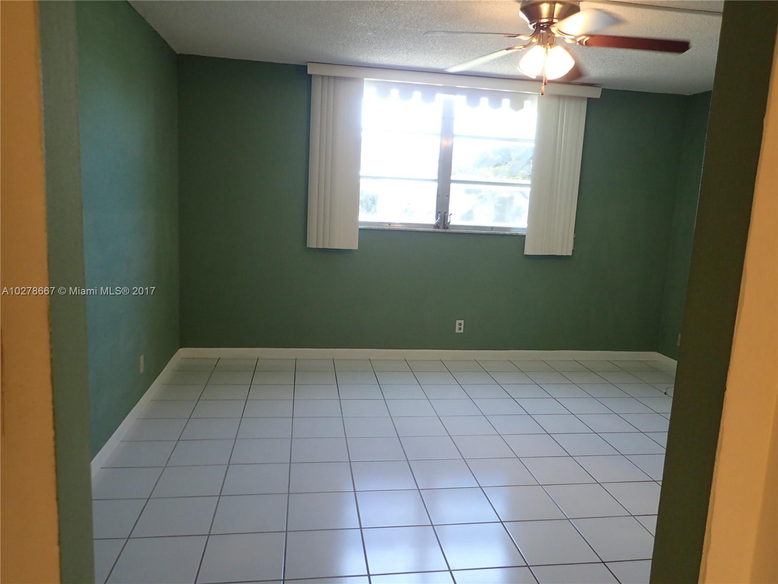 POLYNESIAN GARDENS 1 COND - Residential Lease