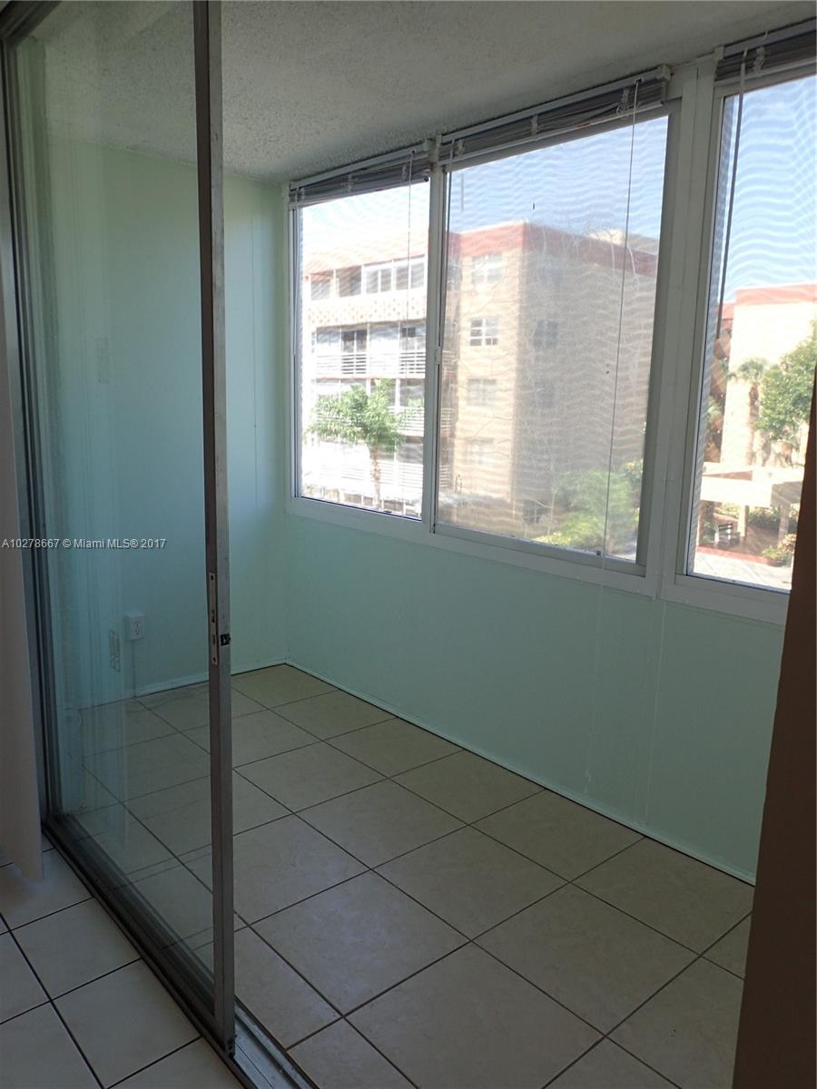 POLYNESIAN GARDENS 1 COND - Residential Lease