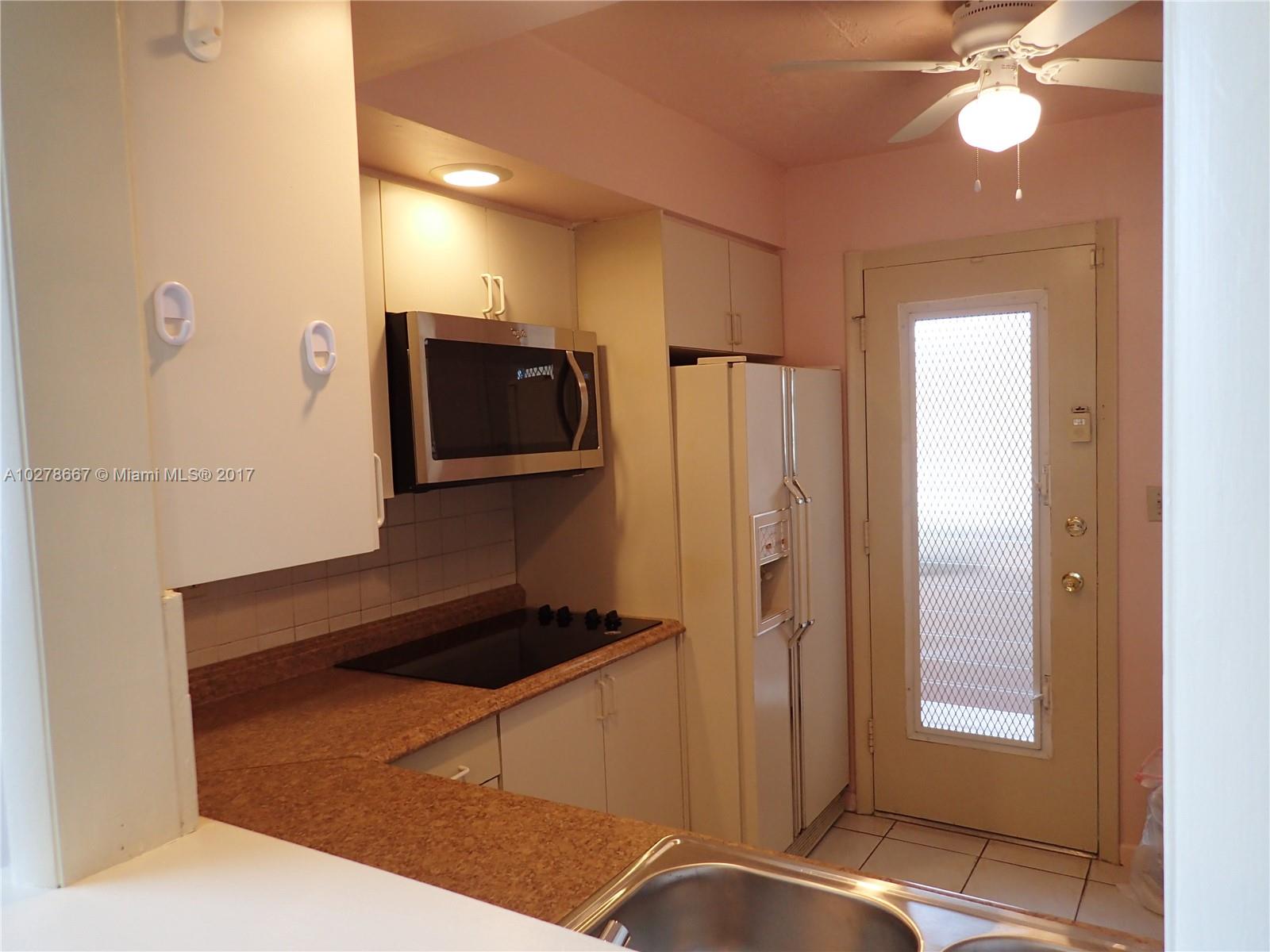 POLYNESIAN GARDENS 1 COND - Residential Lease