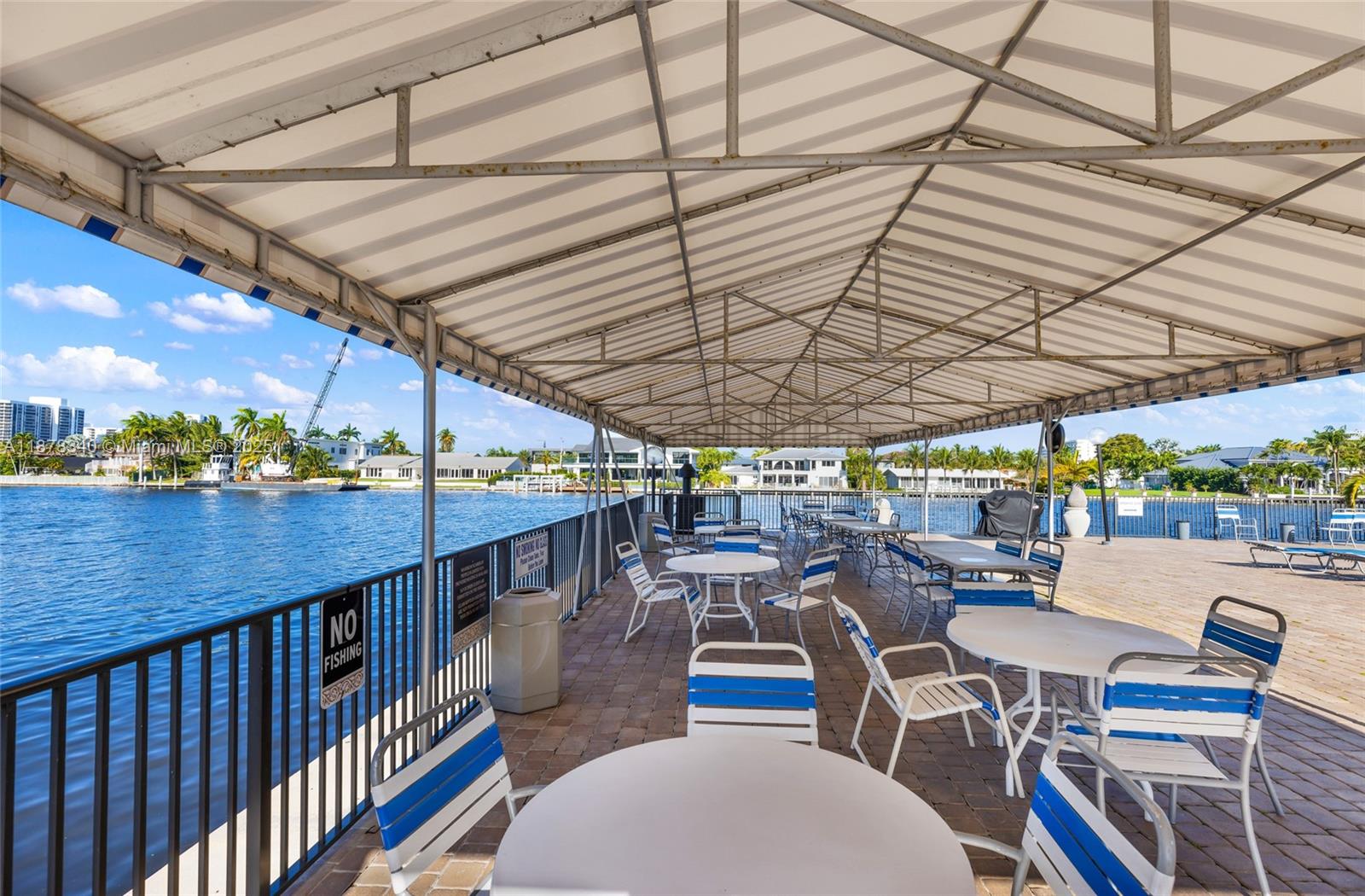 AVANT GARDE CONDO - Residential Lease