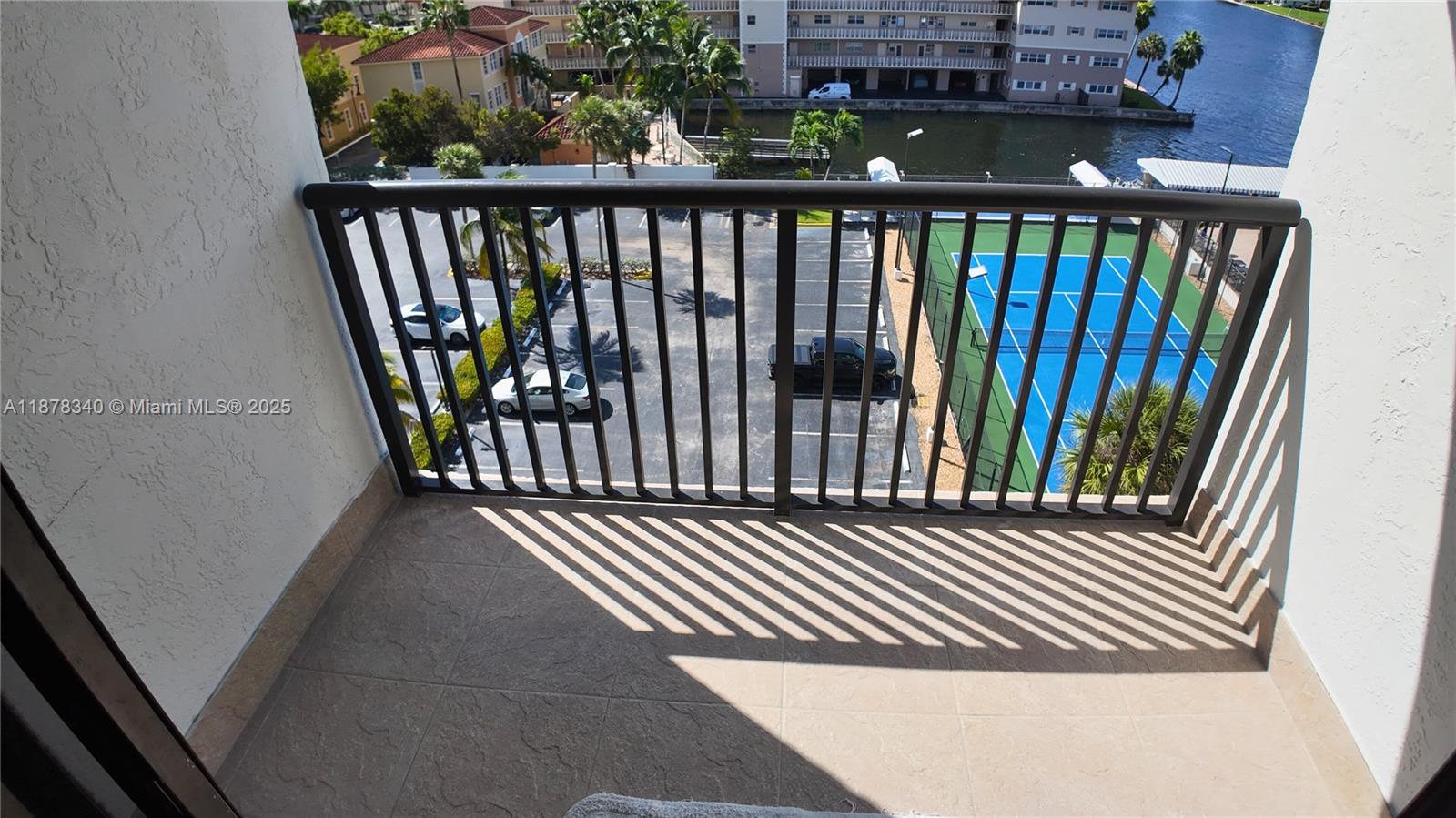 AVANT GARDE CONDO - Residential Lease