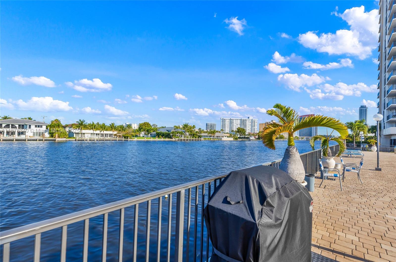 AVANT GARDE CONDO - Residential Lease