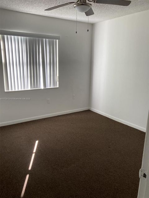 17450 SW 106th Ave 17450 Miami FL 33157