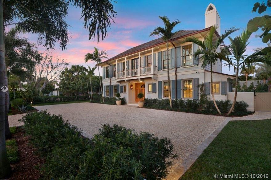 This magnificent 2-story custom home was recently built with the highest quality materials by skilled craftsman to create a marvelously comfortable environment. Enter through caved cypress doors to a breezeway of antiqued tumbled limestone leading to the family areas which include 2 bedrooms, 2 baths and a family room on one side, with a private 1-bedrom, 1 bath guest suite on the other side. Take the elevator up to the main living area, complete with a great room and state-of-the-art kitchen. Master suite complete with his and hers walk-in closet. Take in the panoramic views of the golf course and outdoor entertainment spaces where there is a 36'x17' custom pool, fountain and an expansive pool deck of select white coral. Home comes tastefully furnished with high end electronics.