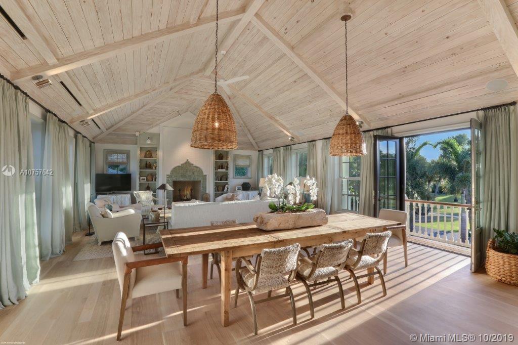 JUPITER ISLAND - Residential