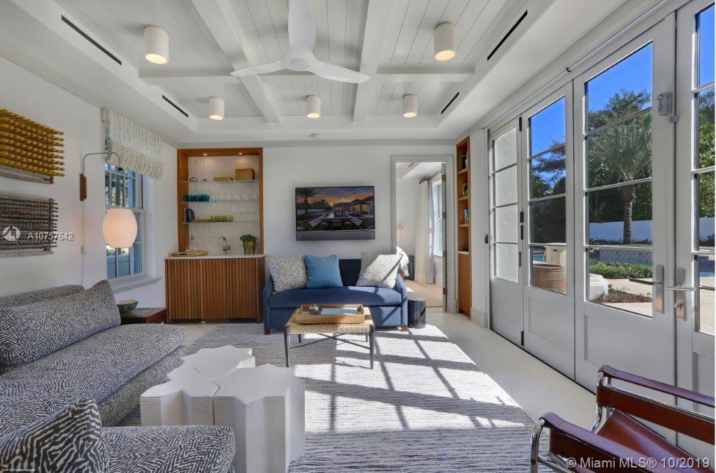 JUPITER ISLAND - Residential