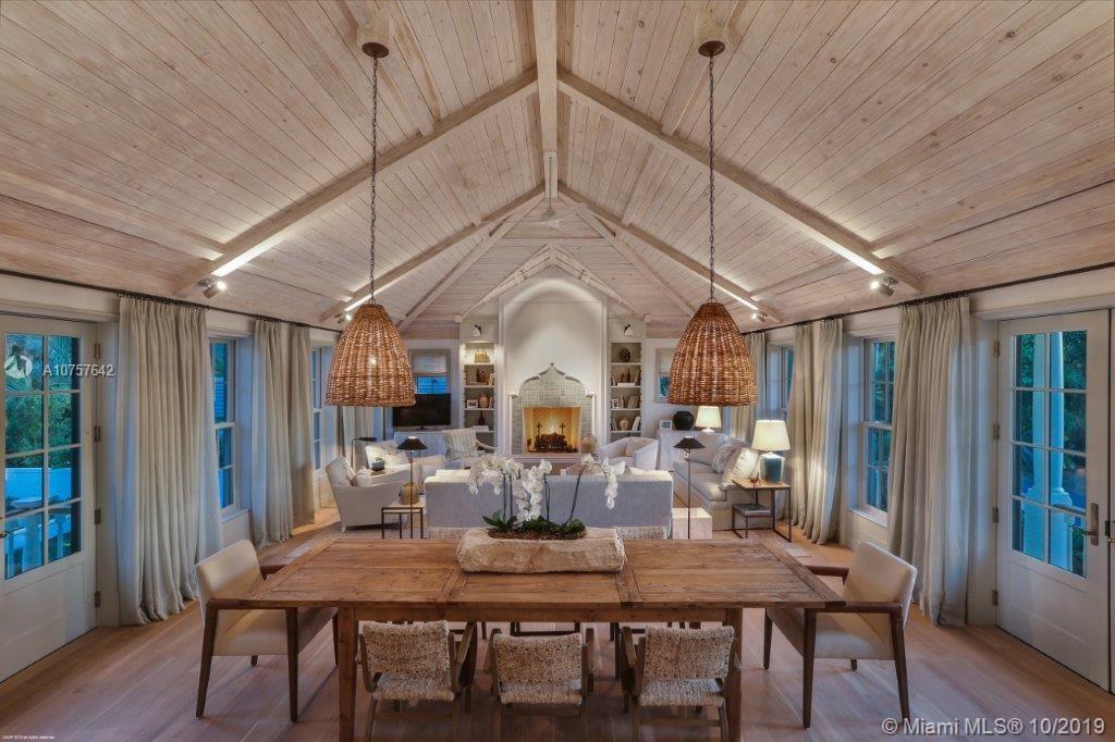 JUPITER ISLAND - Residential