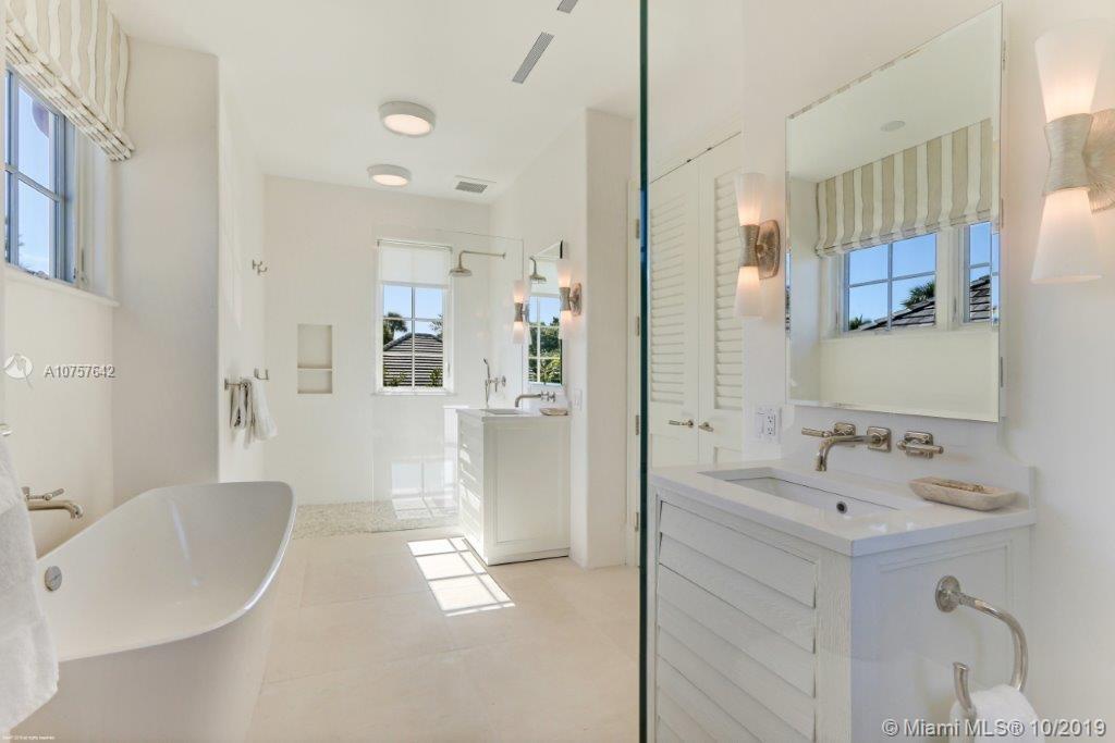 JUPITER ISLAND - Residential