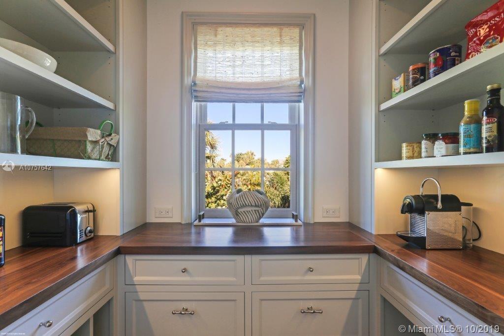 JUPITER ISLAND - Residential