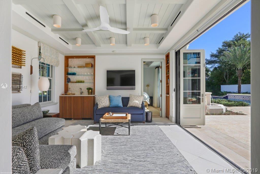 JUPITER ISLAND - Residential