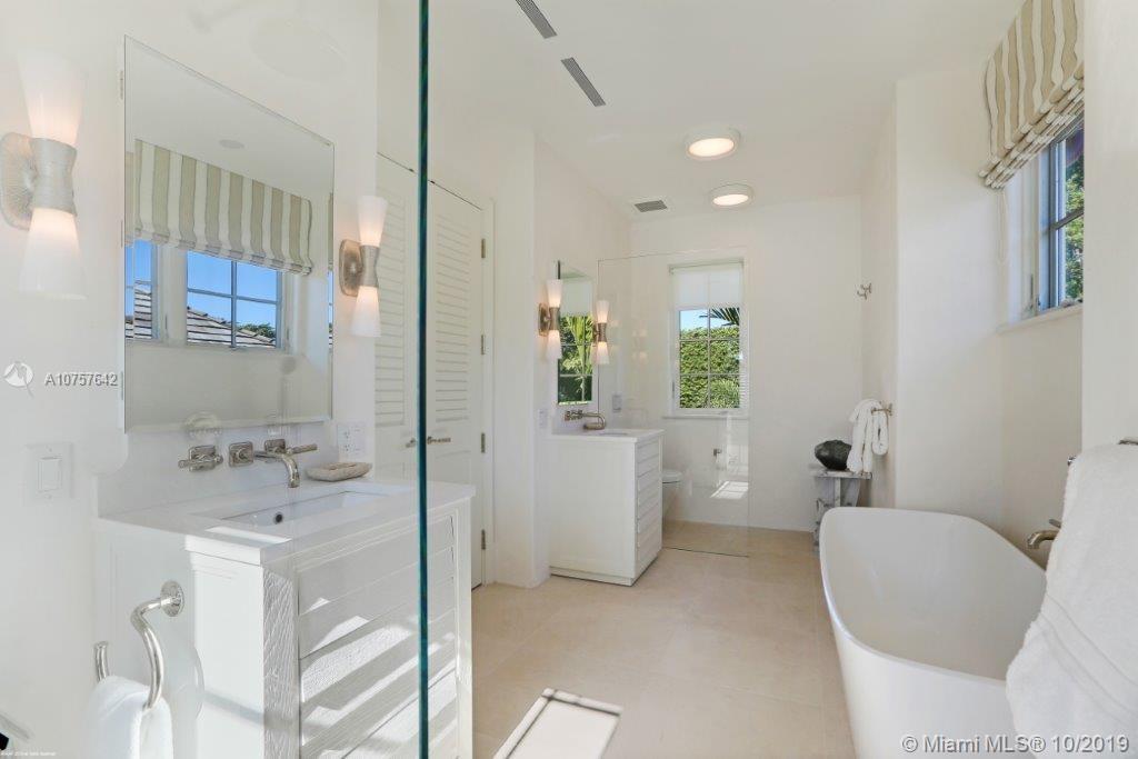 JUPITER ISLAND - Residential