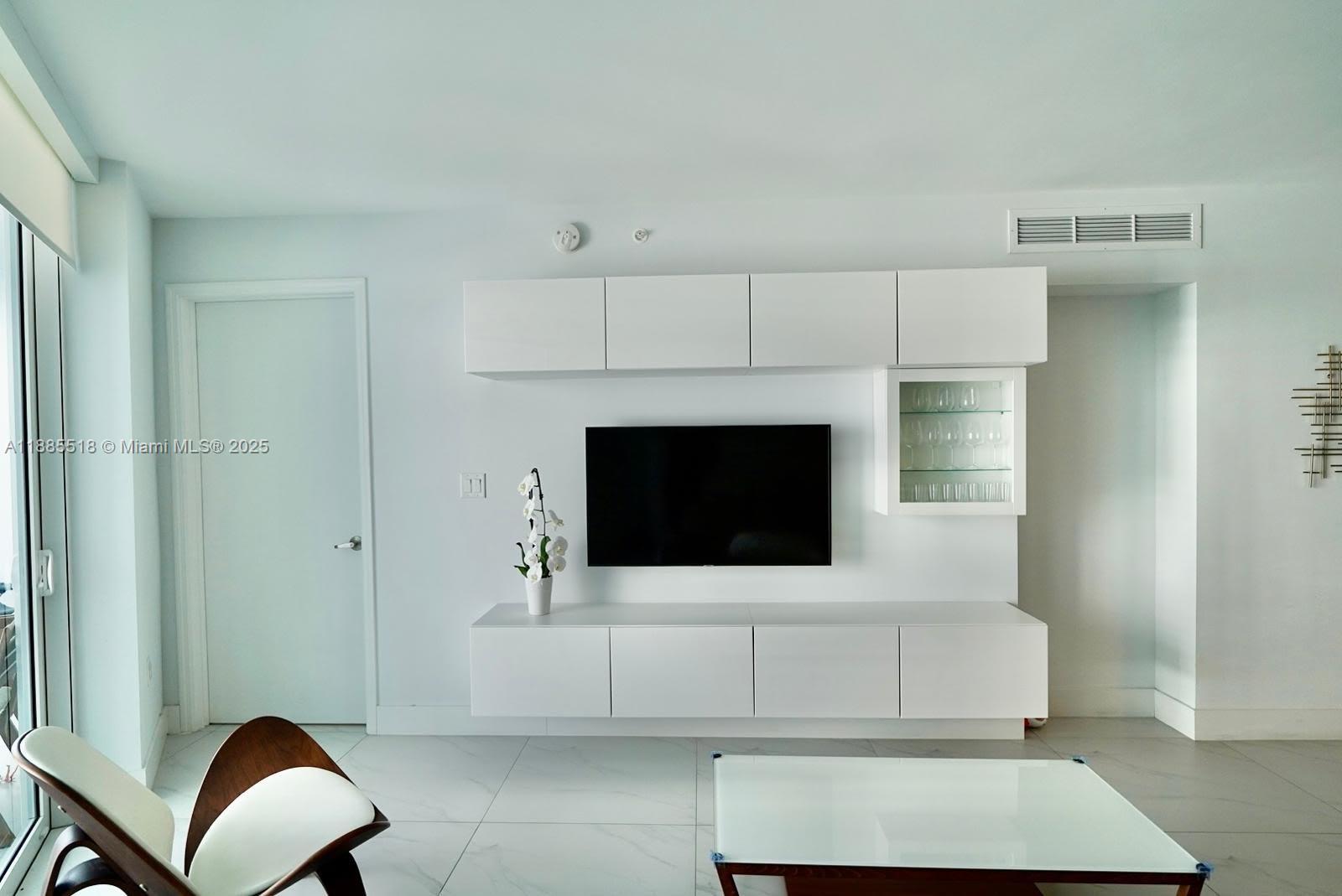 O Residences - Residential Lease