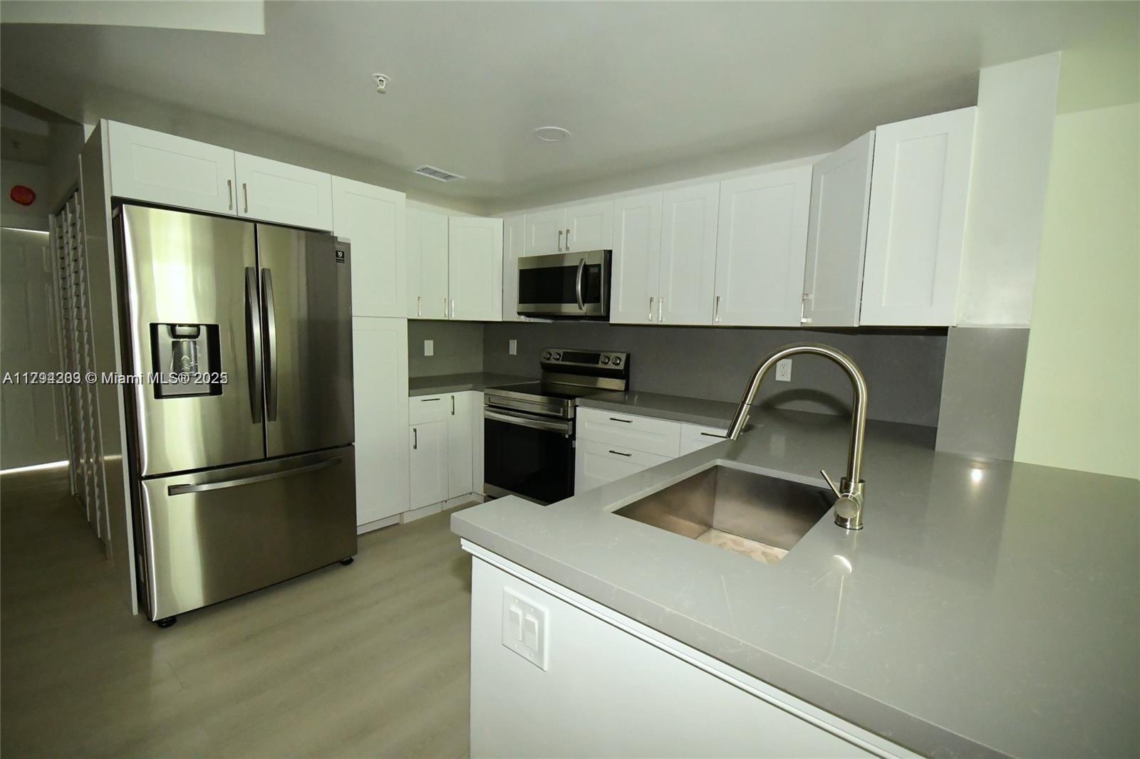 781 SW 148th Ave 1503