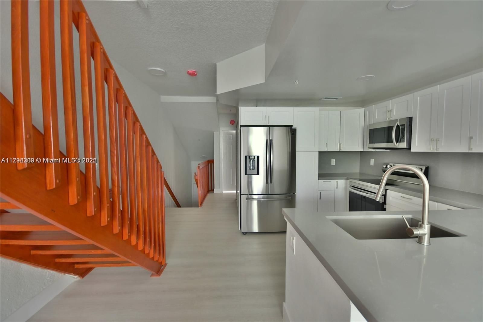781 Sw 148th Ave 1503, Sunrise, Miami-Dade County, Florida - 3 Bedrooms  
3 Bathrooms - 