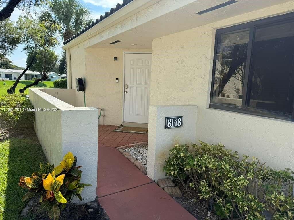 Photo of 8148 NW 17th Mnr #-, Plantation, FL 33322 (MLS # A11908363)