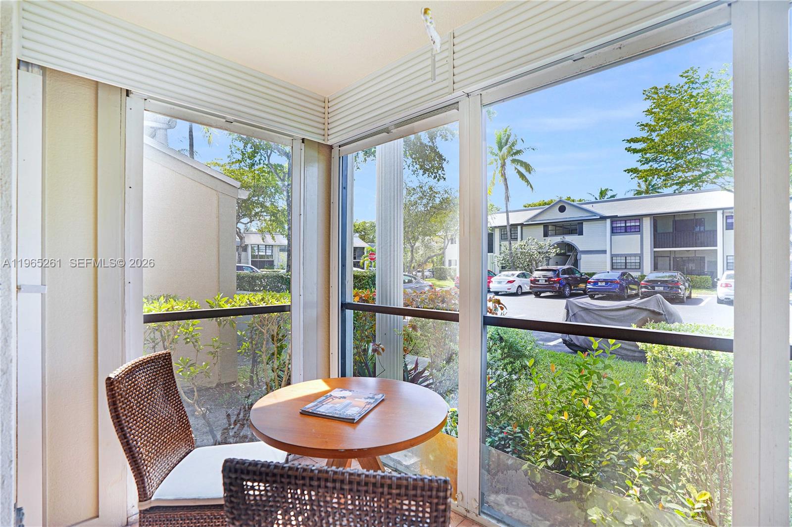 View photos, virtual tours, details... 927 NE 199th St 104