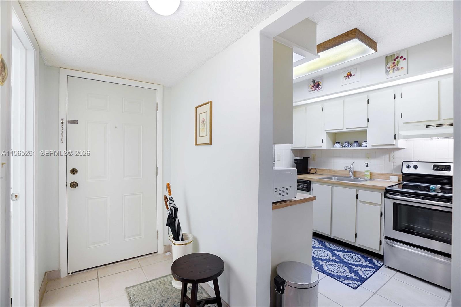 CARMEL CALIFORNIA CLUB CO - Residential