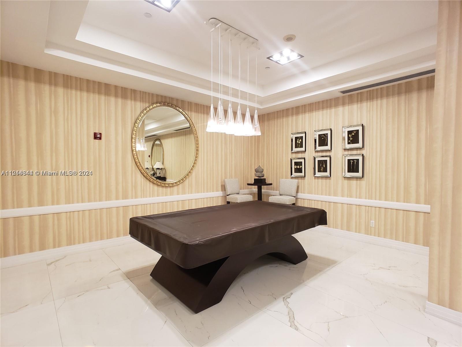 THE COLLINS CONDO - Residential Lease