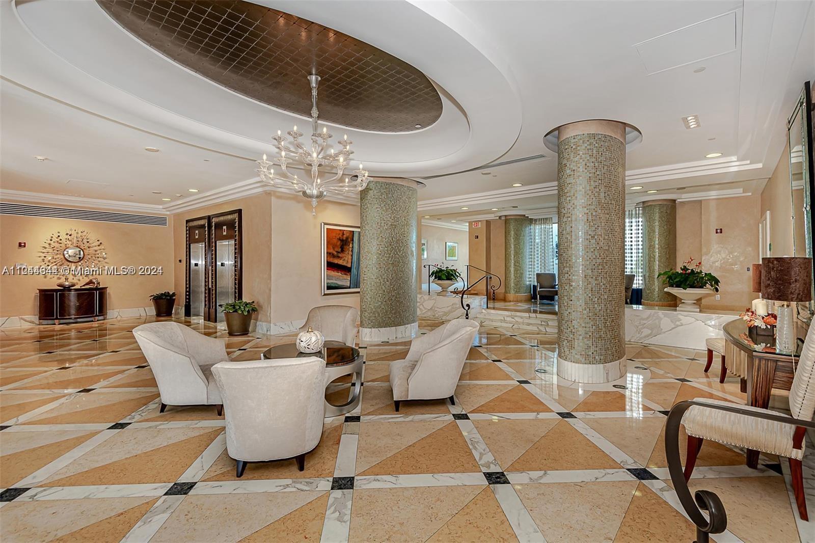 THE COLLINS CONDO - Residential Lease