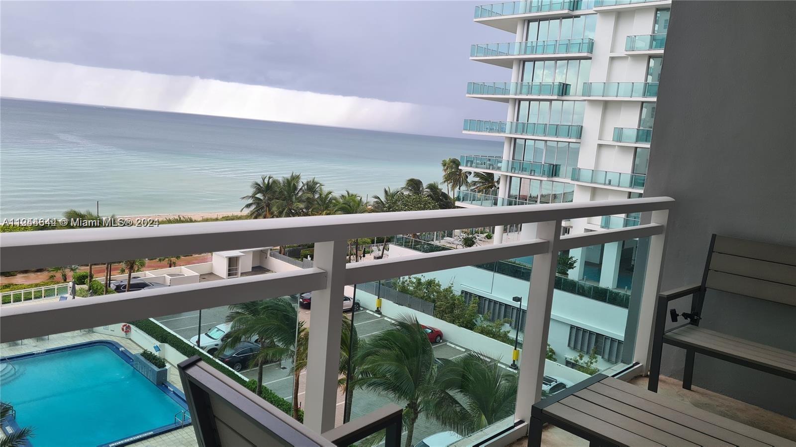 6917 Collins Ave 809