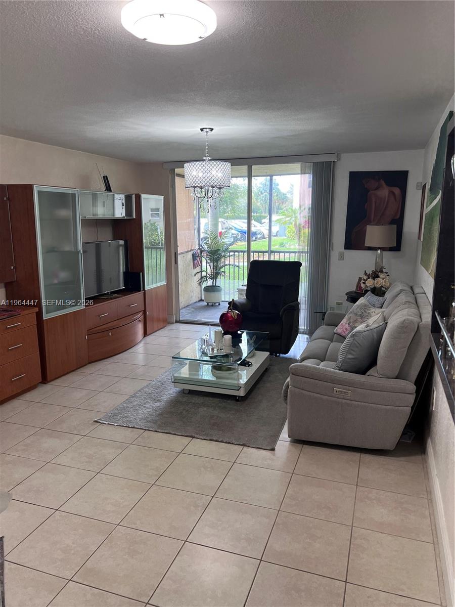 LAS VISTAS AT DORAL CONDO - Residential