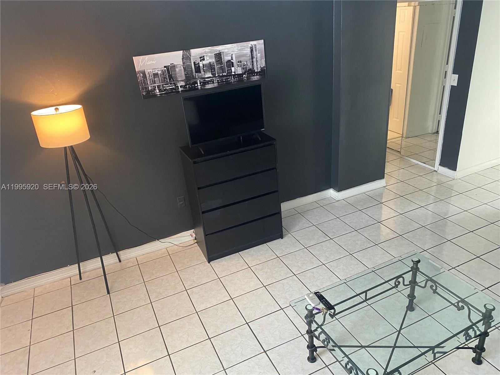 1732 Meridian Ave 504