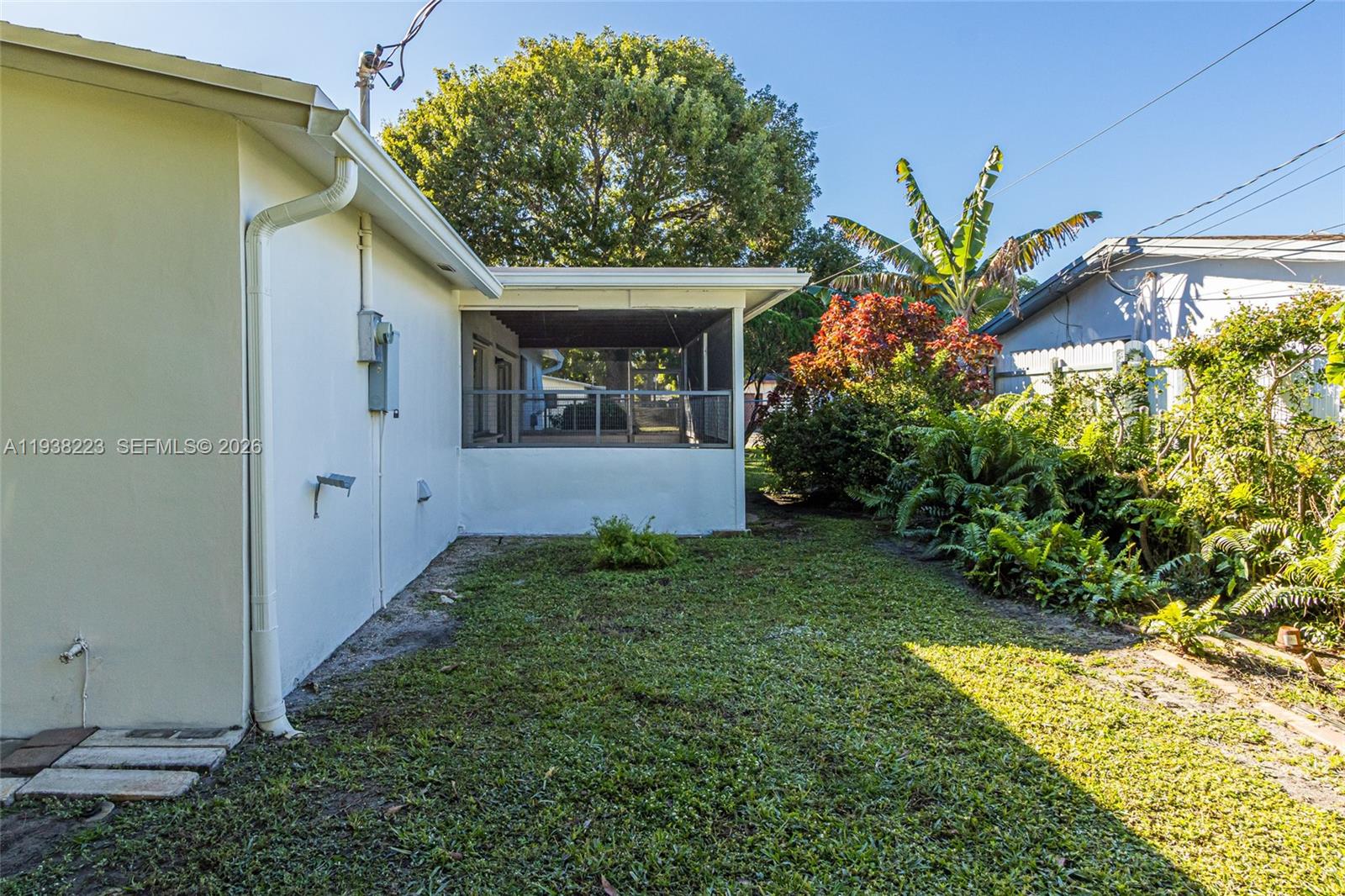 HOLIDAY VILLAGE SEC TWO - Residential