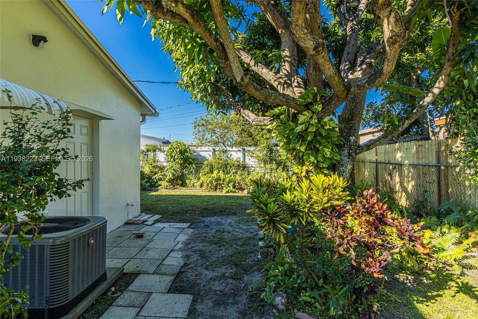 HOLIDAY VILLAGE SEC TWO - Residential