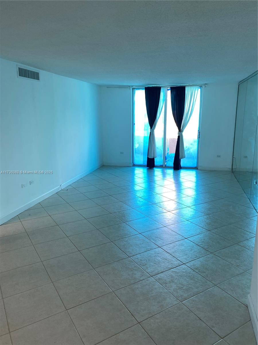 Oceanside Plaza Condo - Residential
