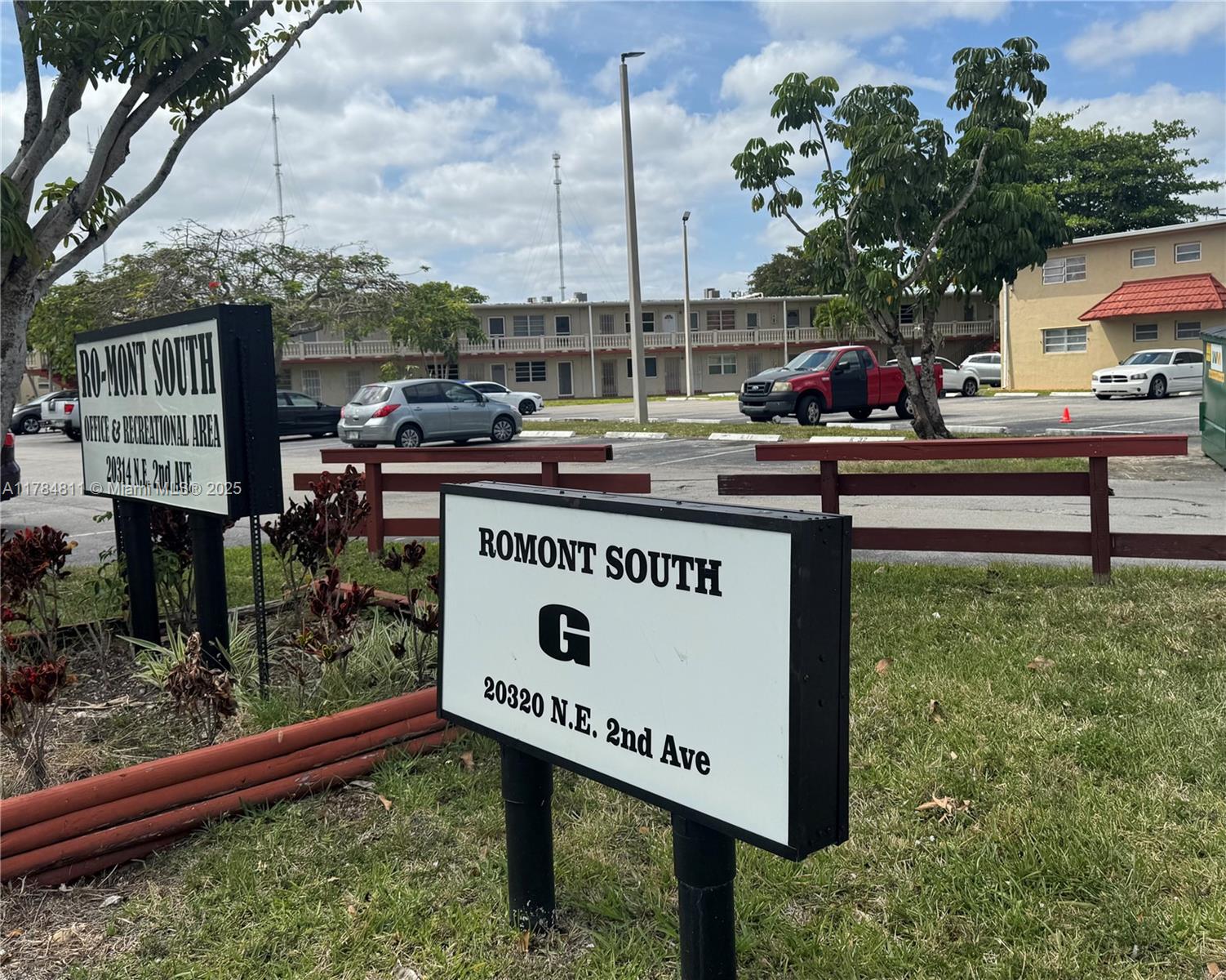 Property for Sale at 20320 Ne 2nd Ave 2, Miami Gardens, Broward County, Florida - Bedrooms: 1 
Bathrooms: 1  - $135,999