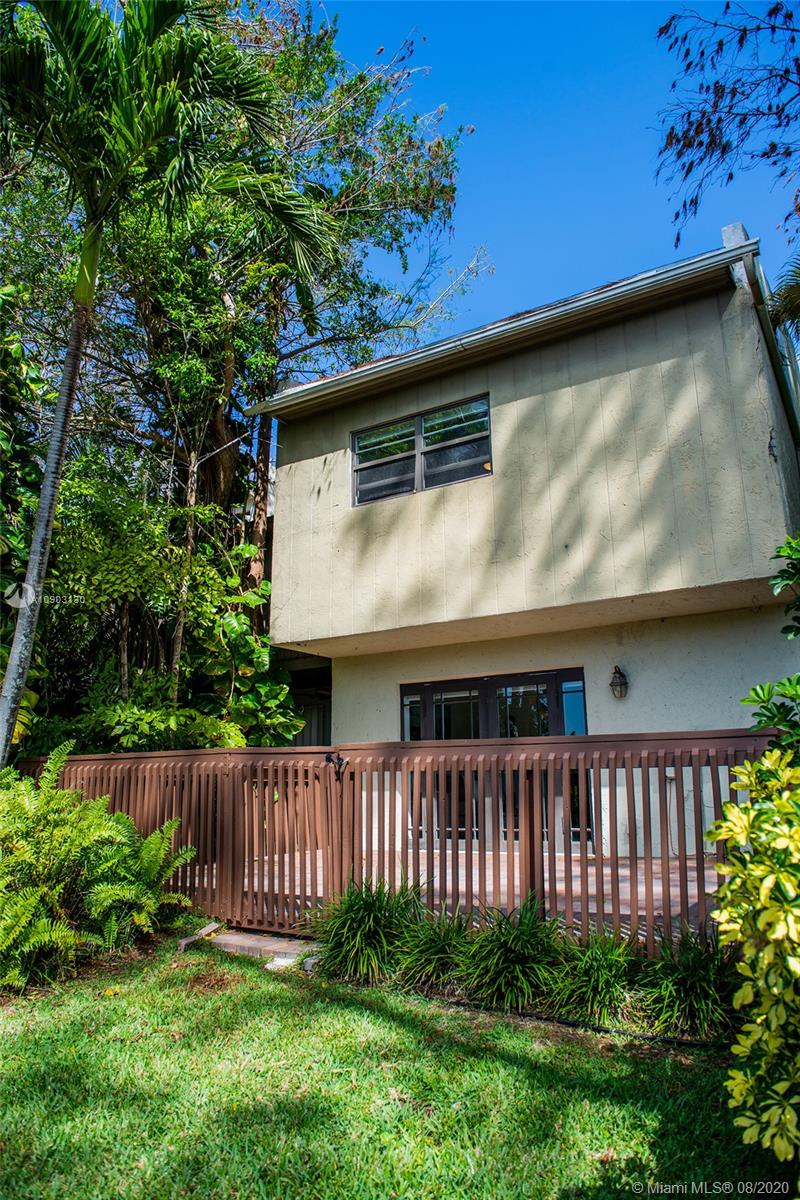 TROPICAL GARDENS AMEN PLA - Residential