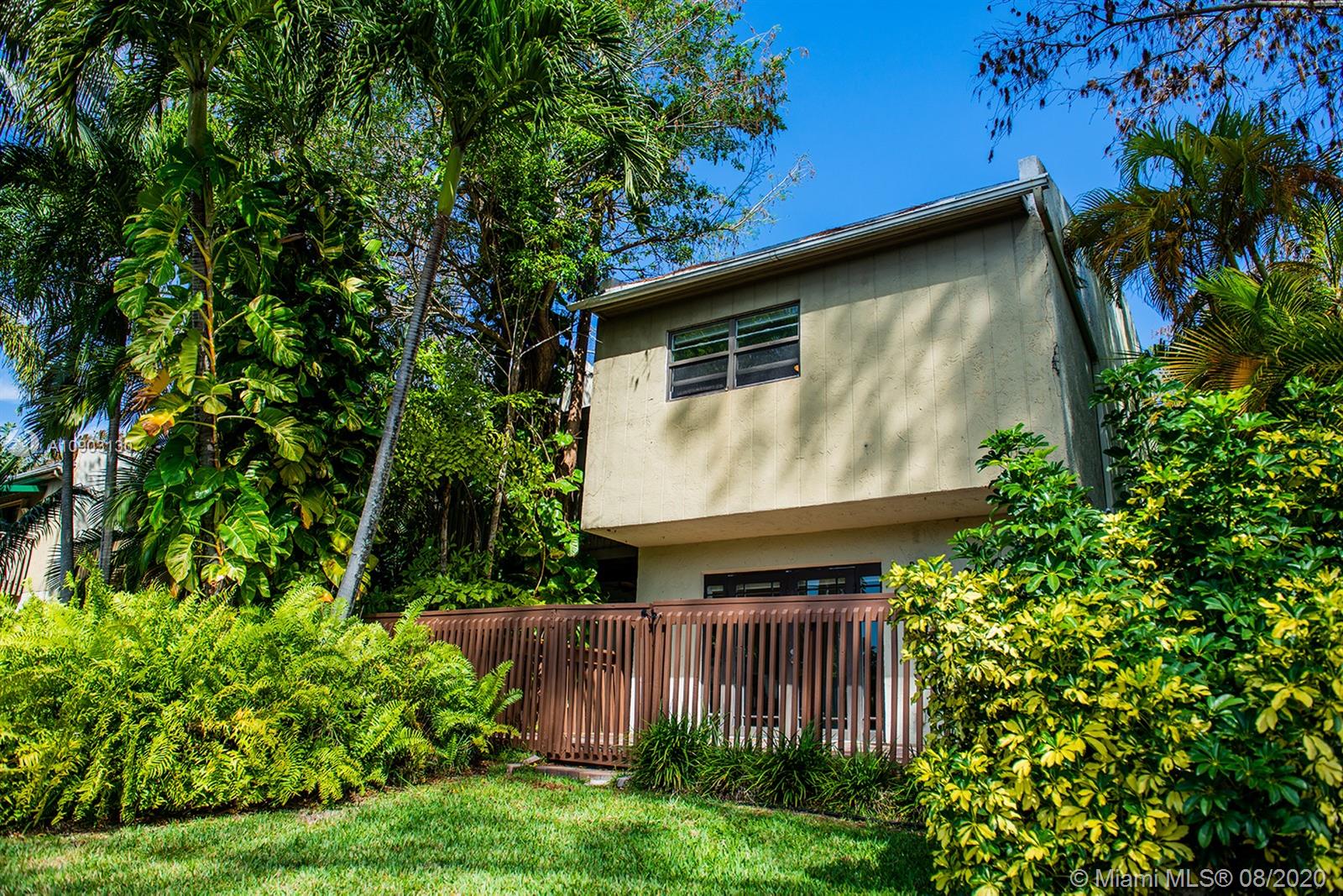 TROPICAL GARDENS AMEN PLA - Residential