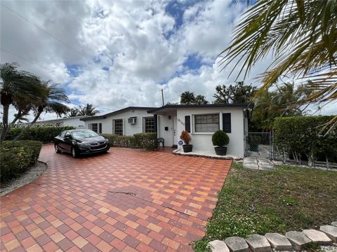 Tiny photo for 18160 NW 82nd Ave, Hialeah, FL 33015 (MLS # A11977588)
