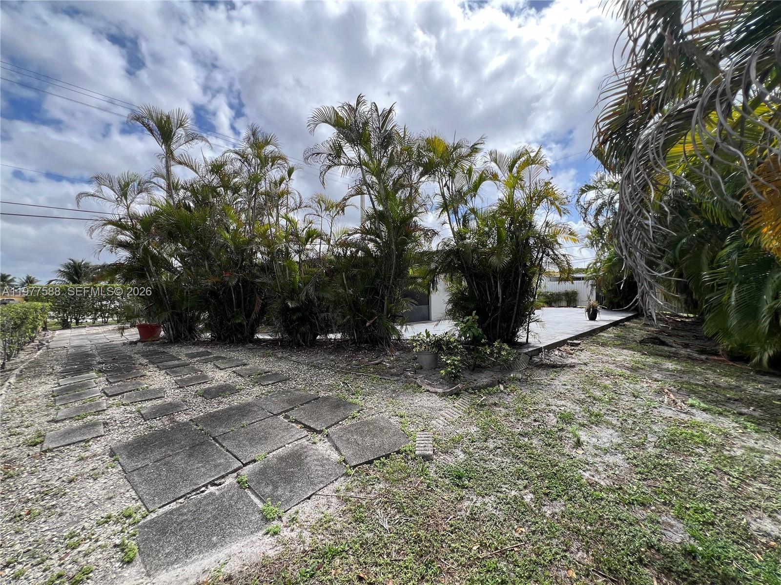 PALM SPRINGS NORTH SEC N - Residential