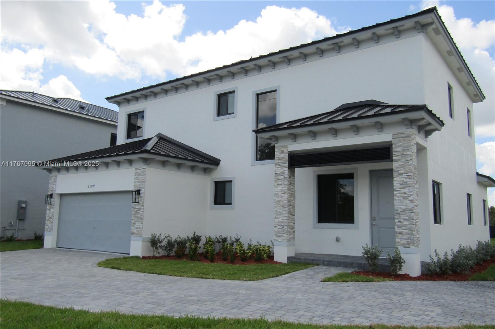 Golden Park - Residential