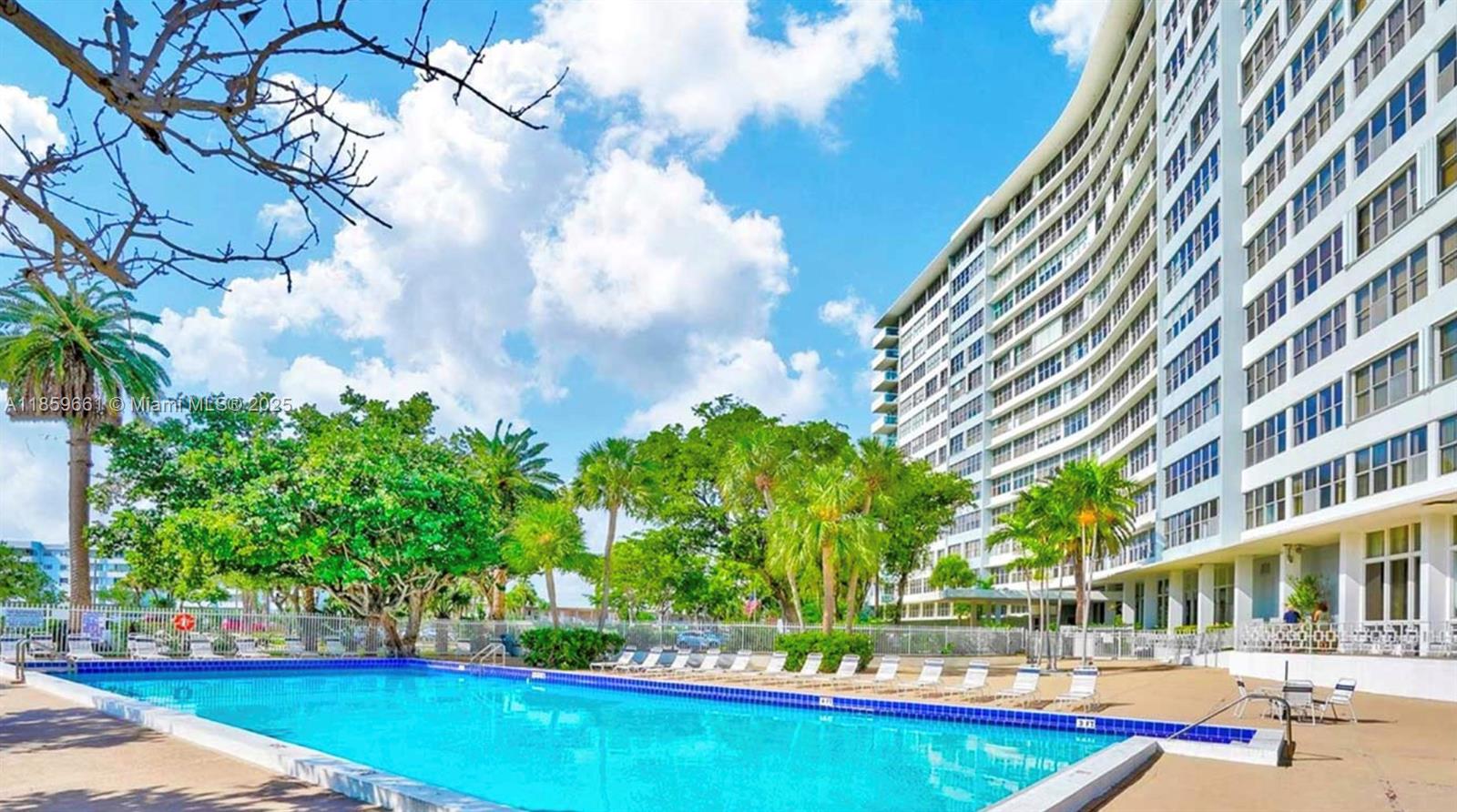 Perfect Rental! Updated Two bedroom residence with TWO parking spaces (1 Assigned and 1 open) and a storage unit. Close to the Beach, granite countertops, Tile Floors throughout, big closets. 24hr Front desk. Great location, minutes drive to South Beach, Downtown, Bal Harbour, Miami Airport and much more! (SEE BROKER REMARKS)
