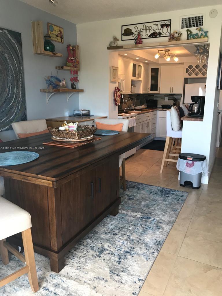 BAKER TOWERS CONDO - Residential