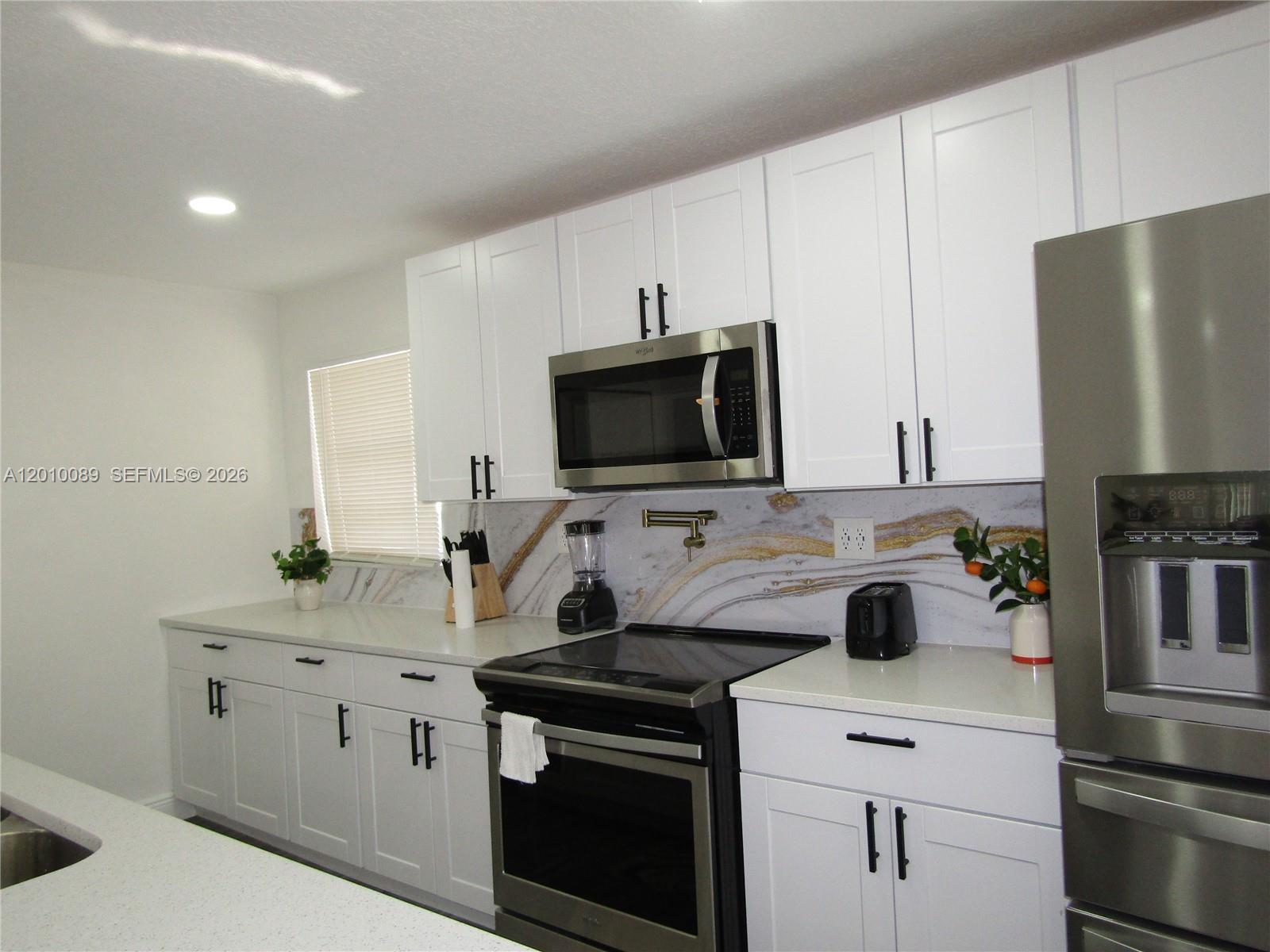 RICHMOND ESTATES - Residential
