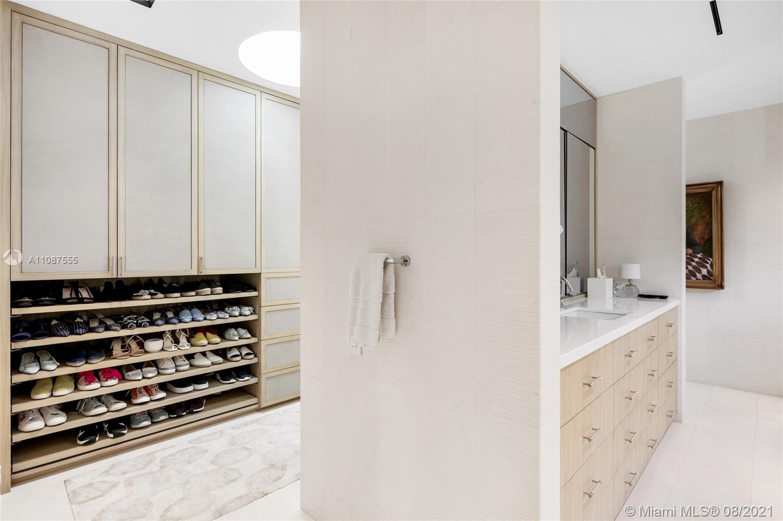 SAN MARINO ISLAND - Residential