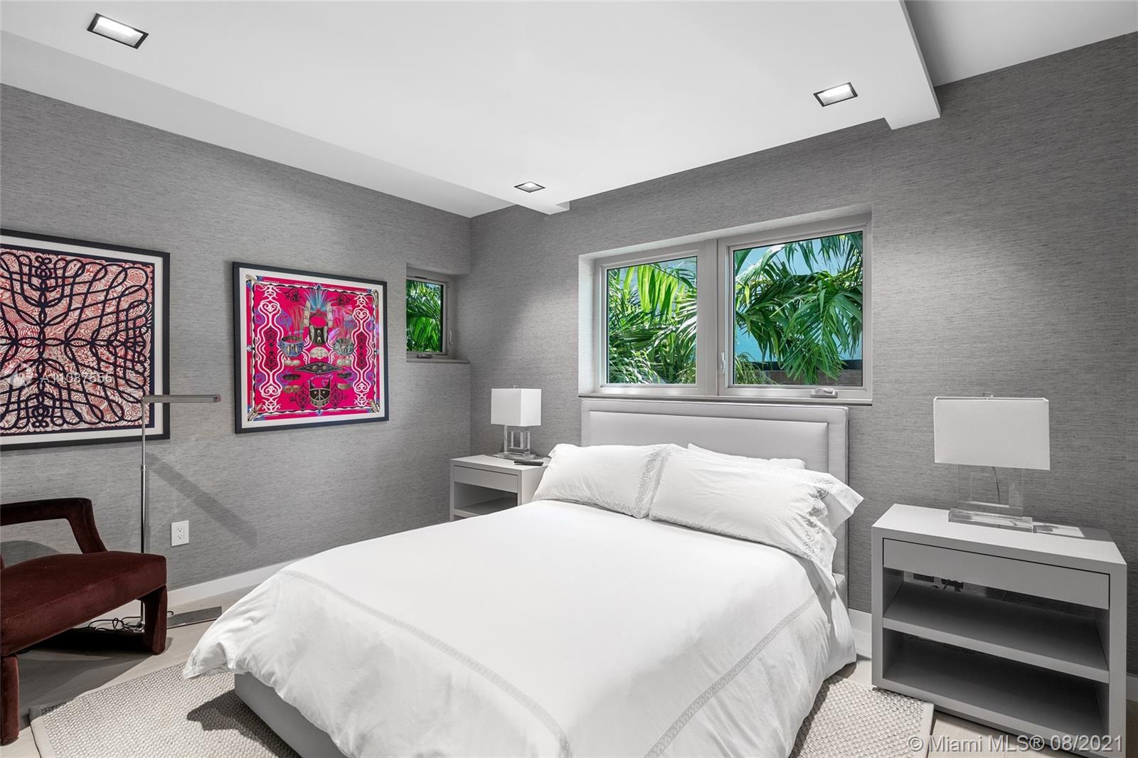 SAN MARINO ISLAND - Residential