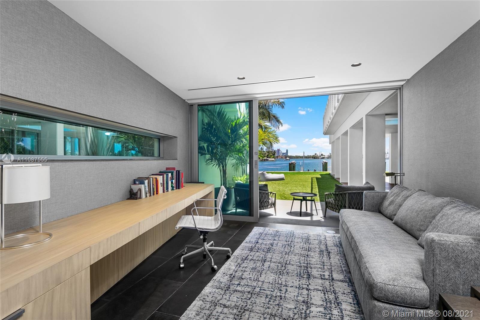 SAN MARINO ISLAND - Residential