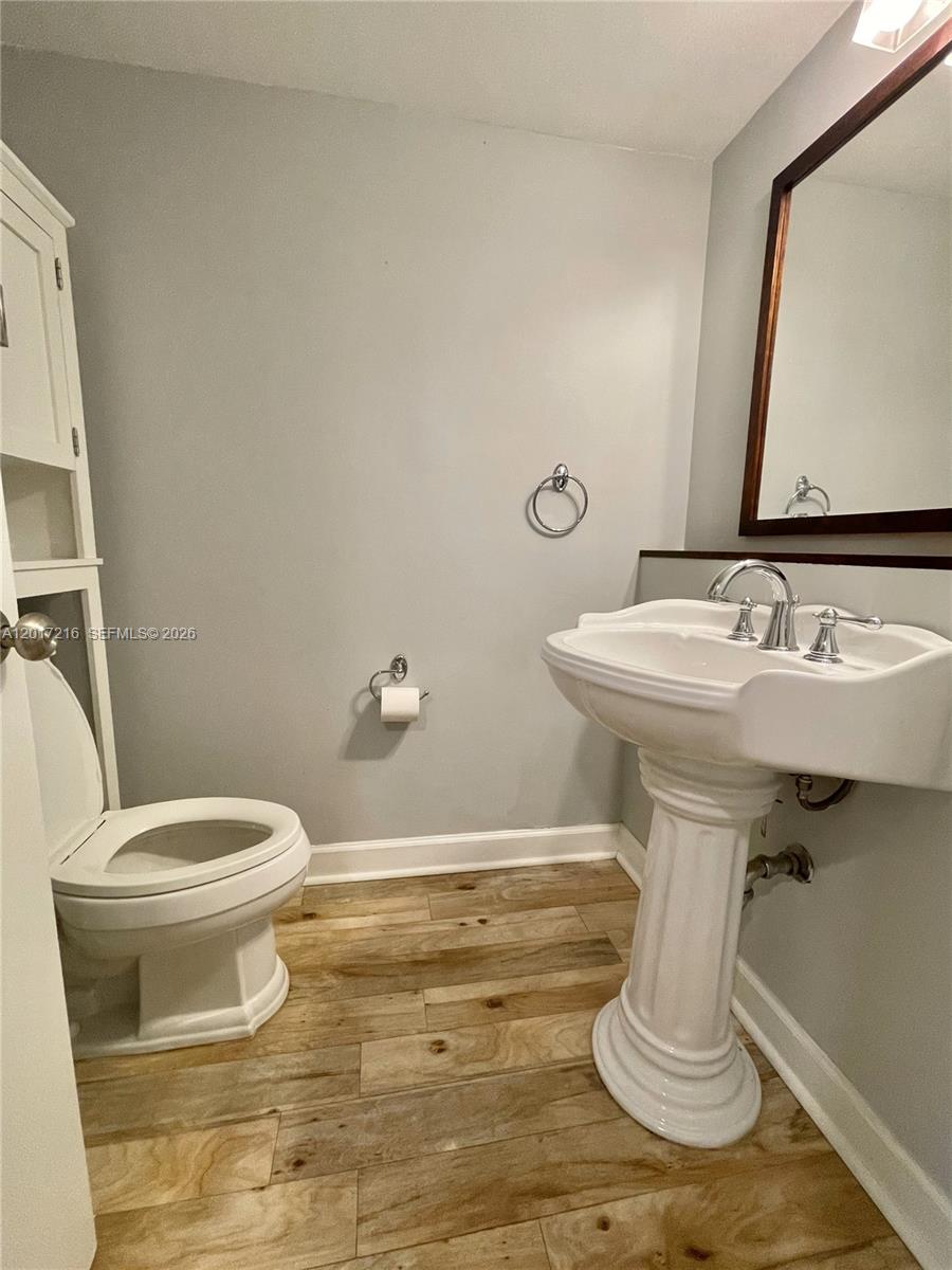 WATERGATE CONDOMINIUM NO - Residential Lease