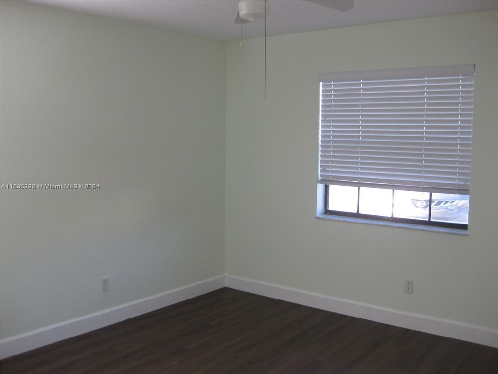 Photo of 1501 Pinecrest Cir #F, Jupiter, FL 33458 (MLS # A11536385)